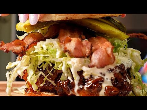 THE BEST SOUTHERN FRIED HOT HONEY CHICKEN SANDWICH!!