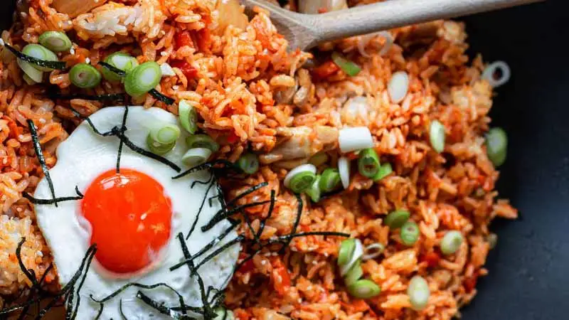 Kimchi fried rice recipe with chicken